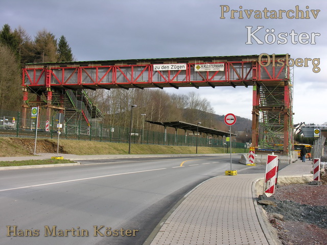 Bahnhof Olsberg - provisorische Schienenüberführung