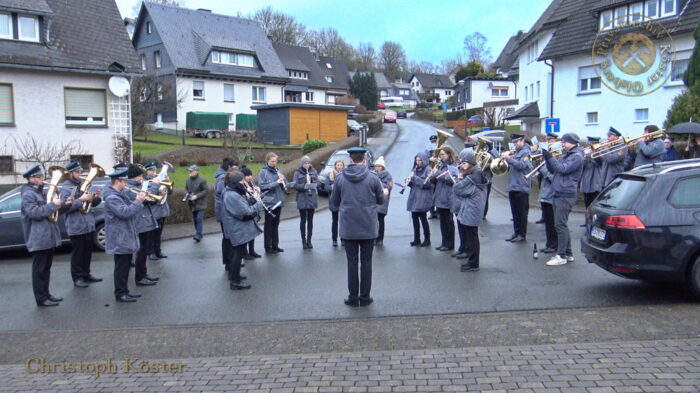 Musikverein "Eintracht" Olsberg - Ständchen an Heiligabend (Gierskopp)