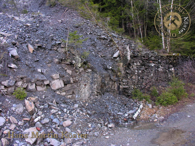 Abraumhalde der Grube Juno im April 2006