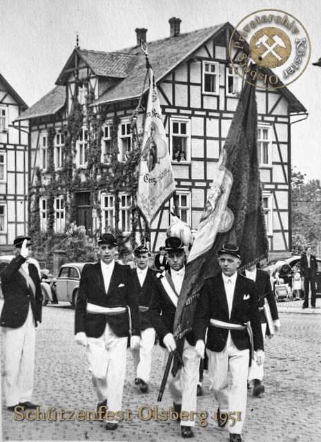 Schützenfest in Olsberg 1951 - Festzug am Sonntag