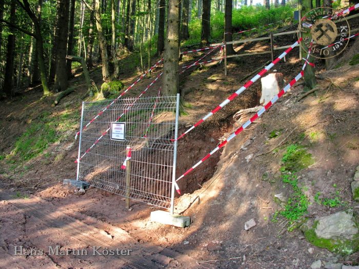 Briloner Eisenberg - Ausgrabung am Sahlborner Stollen