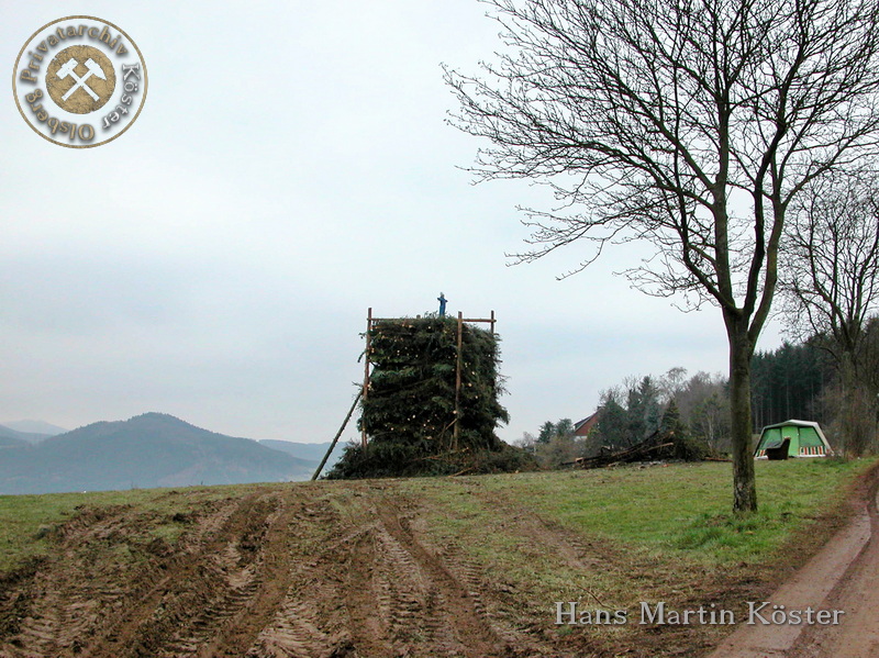 Gierskopp - Osterfeuer auf der Kienegge 2004