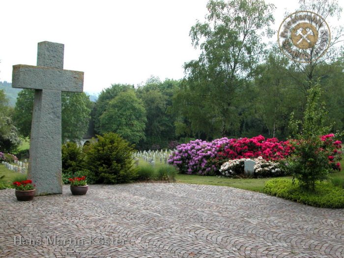 Eversberg - Die Kriegsgräberanlage 2004