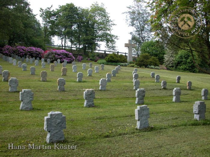 Eversberg - Die Kriegsgräberanlage 2004